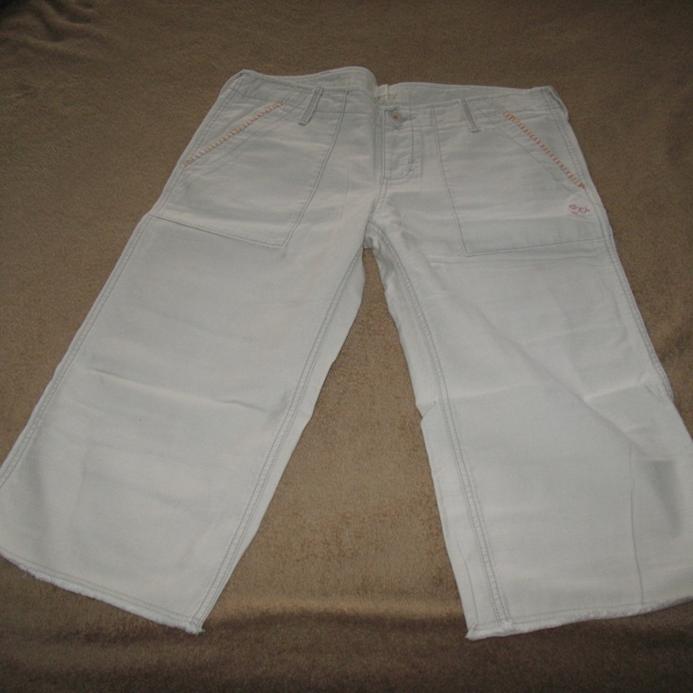 Roxy Quiksilver Demin Capris Cream Color Sz 13 B3